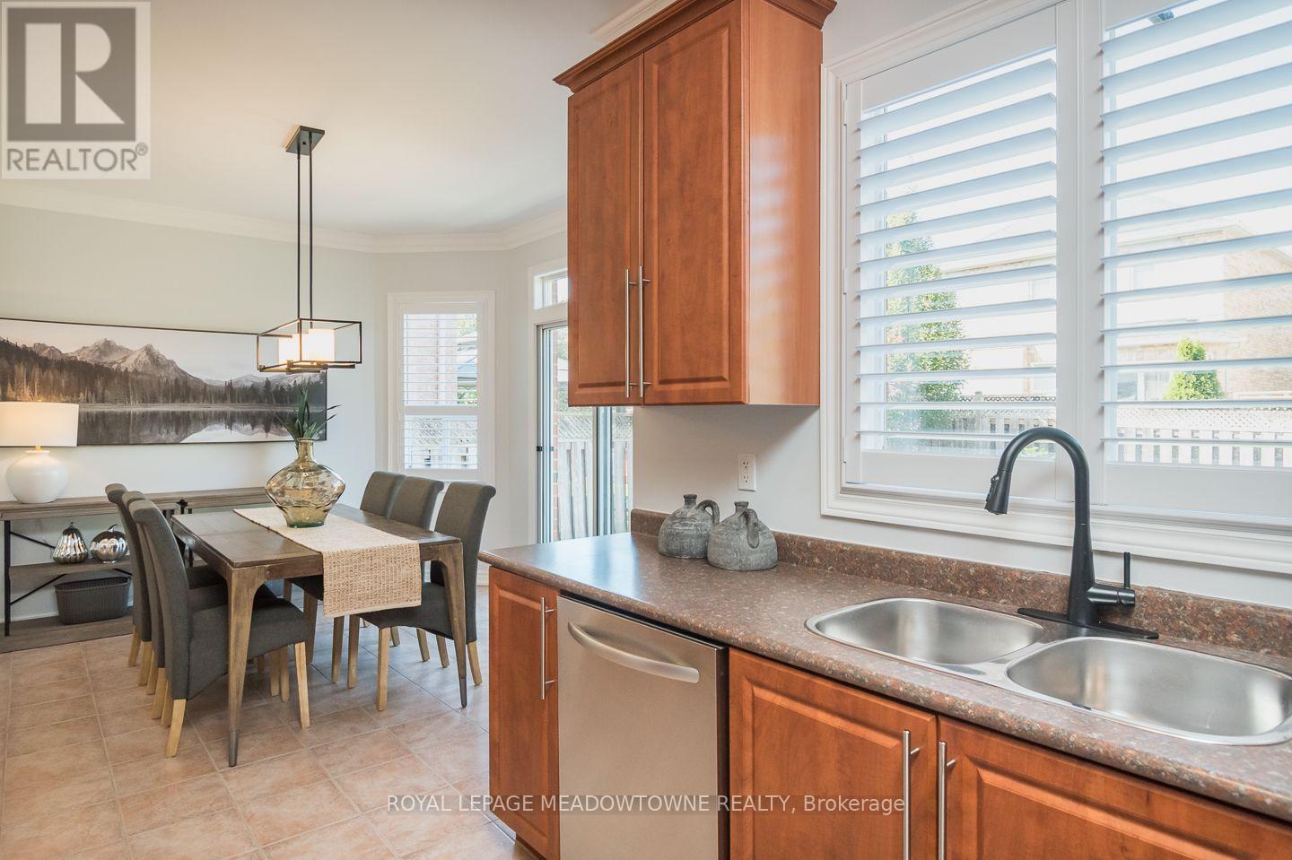 1319 Weller Cross, Milton, Ontario  L9T 6K6 - Photo 15 - W13835456