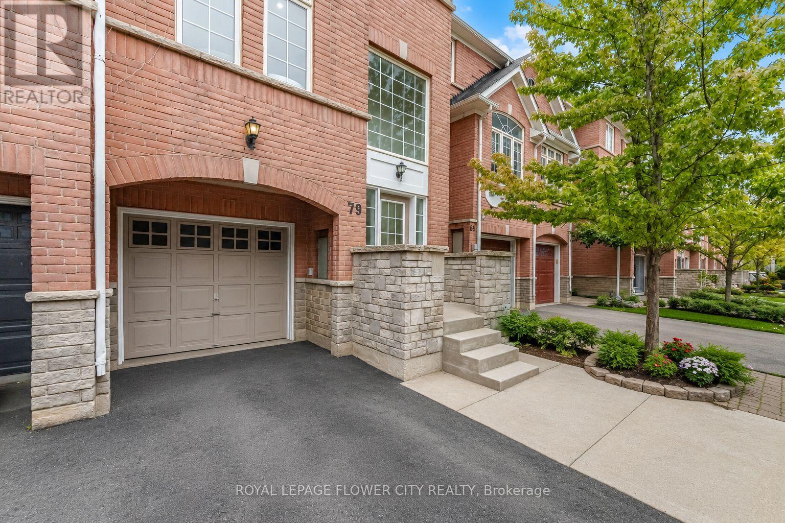 79 Bernard Avenue, Brampton, Ontario  L6Y 5S3 - Photo 2 - W13835498