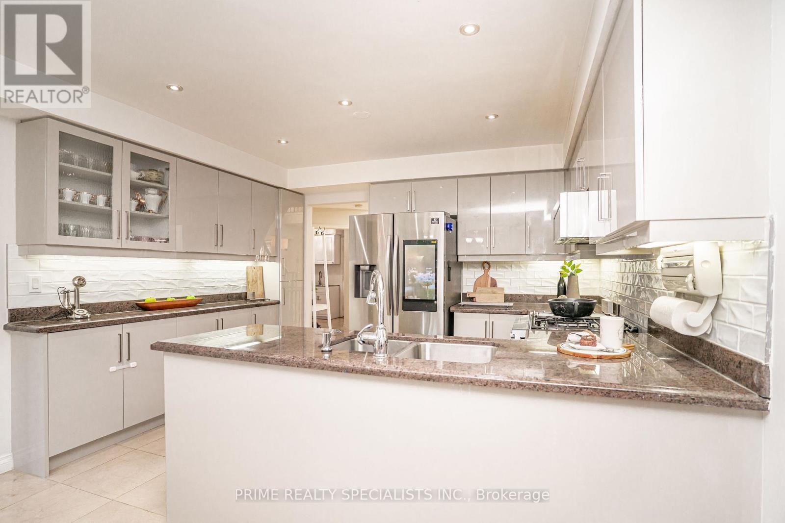 1800 Tattersall Way, Mississauga, Ontario  L5M 3H7 - Photo 13 - W13835516