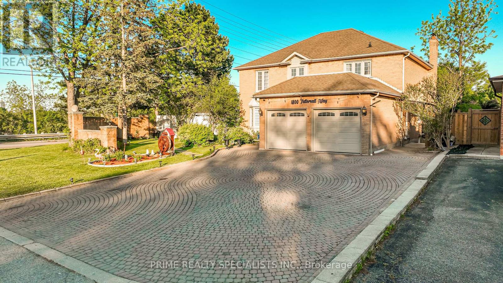 1800 Tattersall Way, Mississauga, Ontario  L5M 3H7 - Photo 2 - W13835516