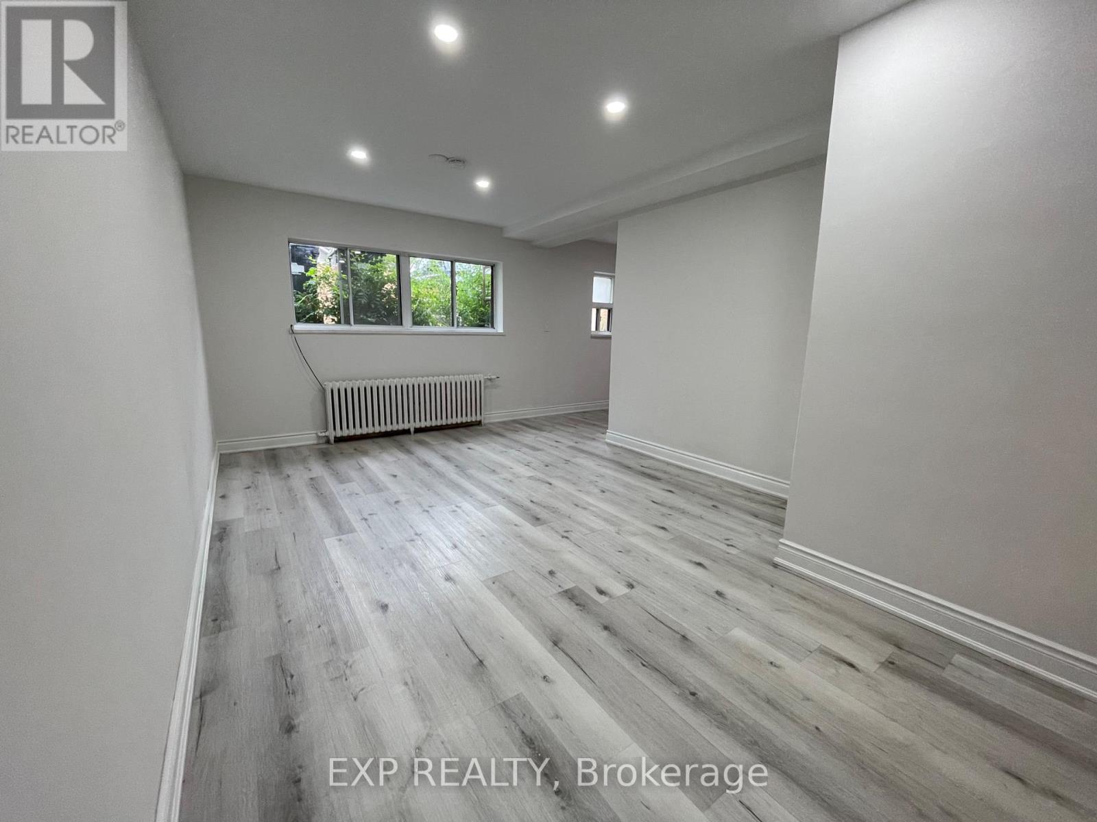 1 - 259 Lakeshore Road E, Mississauga, Ontario  L5G 1G8 - Photo 8 - W13835518