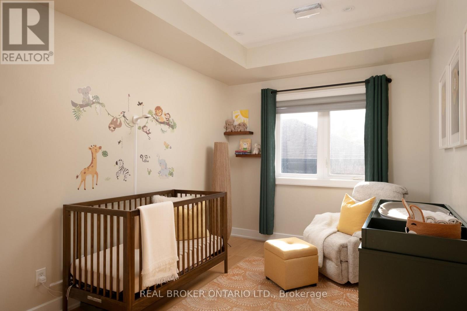 1633 Coram Crescent, Mississauga, Ontario  L4X 1L1 - Photo 23 - W13835520