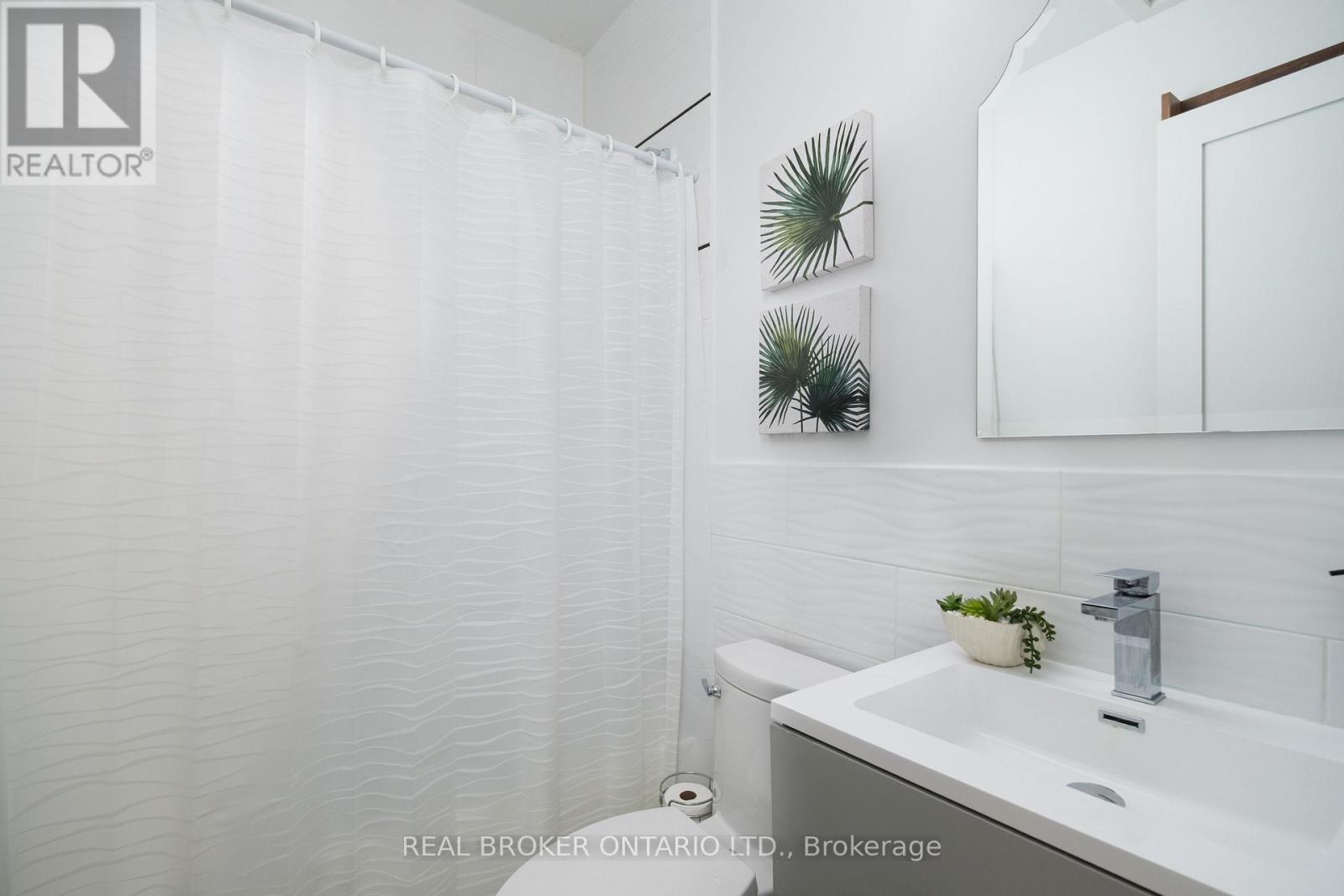 1633 Coram Crescent, Mississauga, Ontario  L4X 1L1 - Photo 27 - W13835520