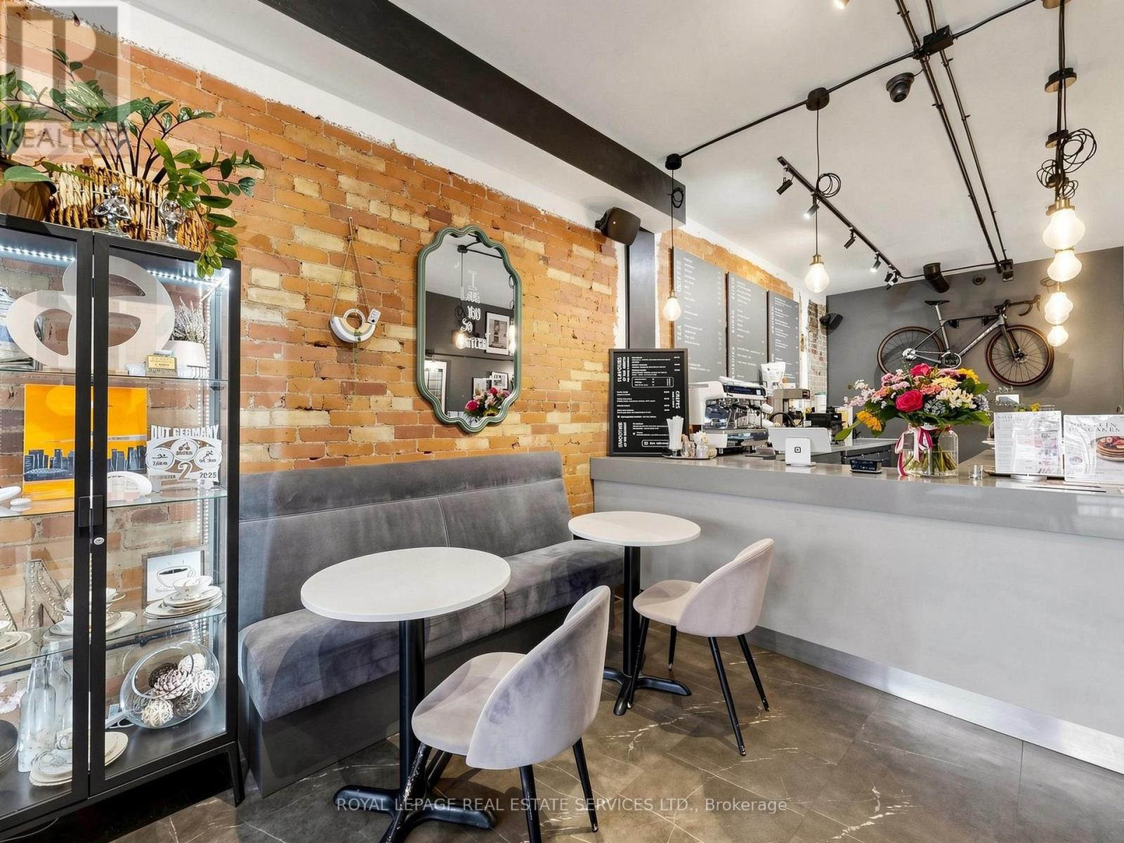 2233 Dundas Street W, Toronto, Ontario  M6R 1X6 - Photo 10 - W13835538
