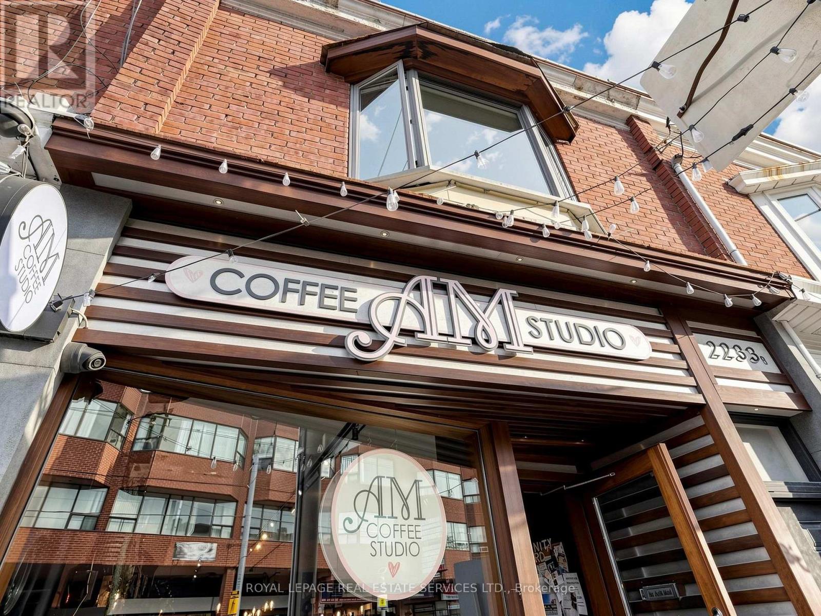 2233 Dundas Street W, Toronto, Ontario  M6R 1X6 - Photo 3 - W13835538