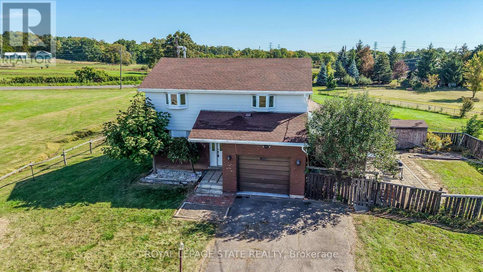 1619 Snake Road, Burlington, Ontario  L7P 4Y9 - Photo 3 - W13835542