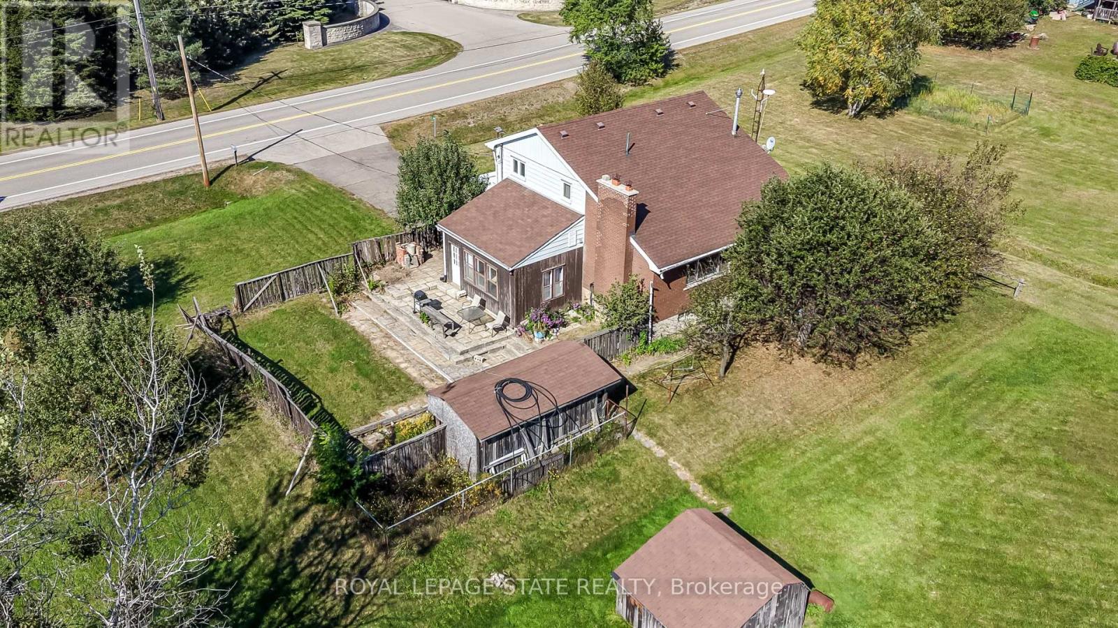 1619 Snake Road, Burlington, Ontario  L7P 4Y9 - Photo 5 - W13835542