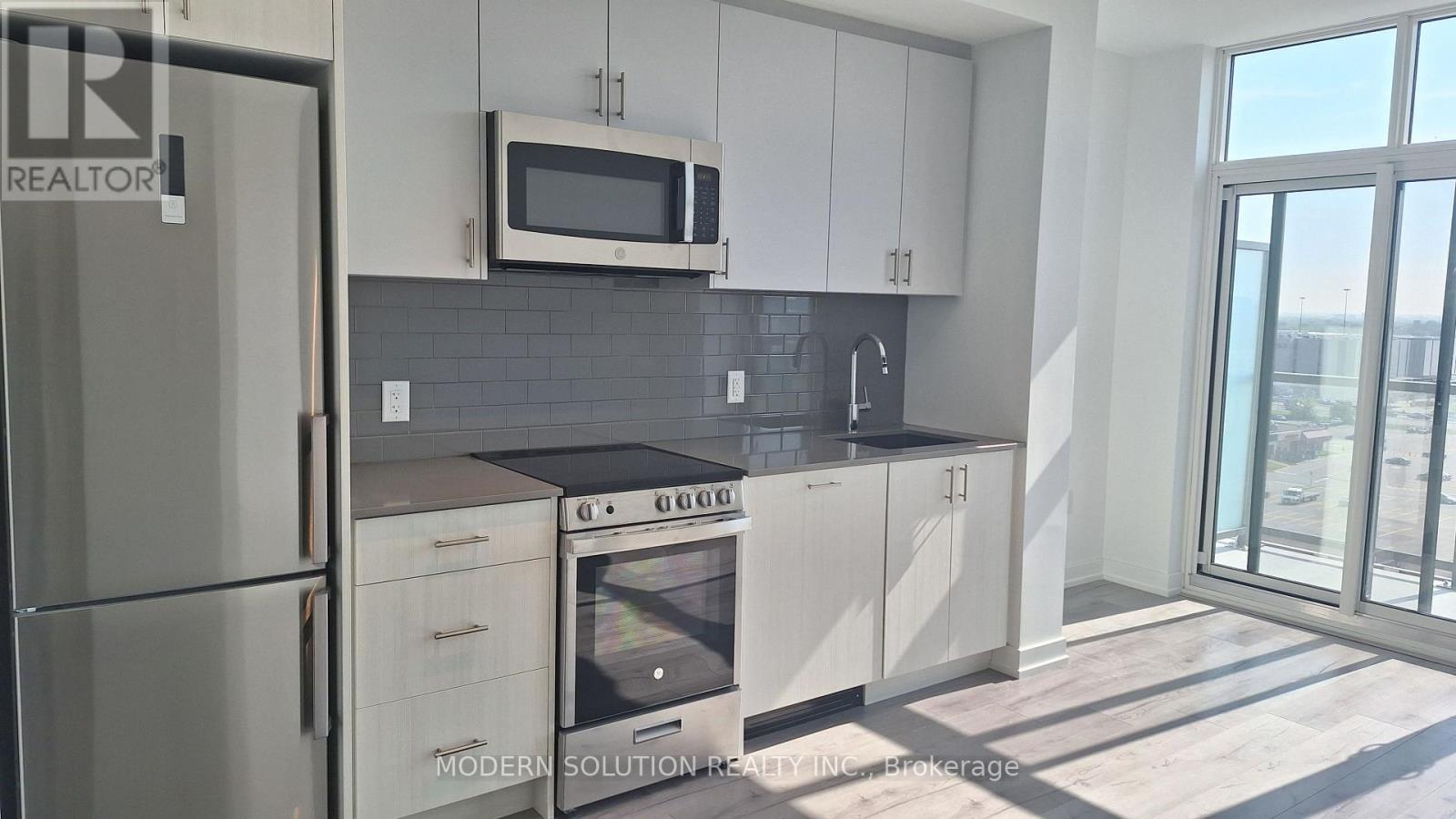 1001 - 1195 The Queensway, Toronto, Ontario  M8Z 1R7 - Photo 6 - W13835566