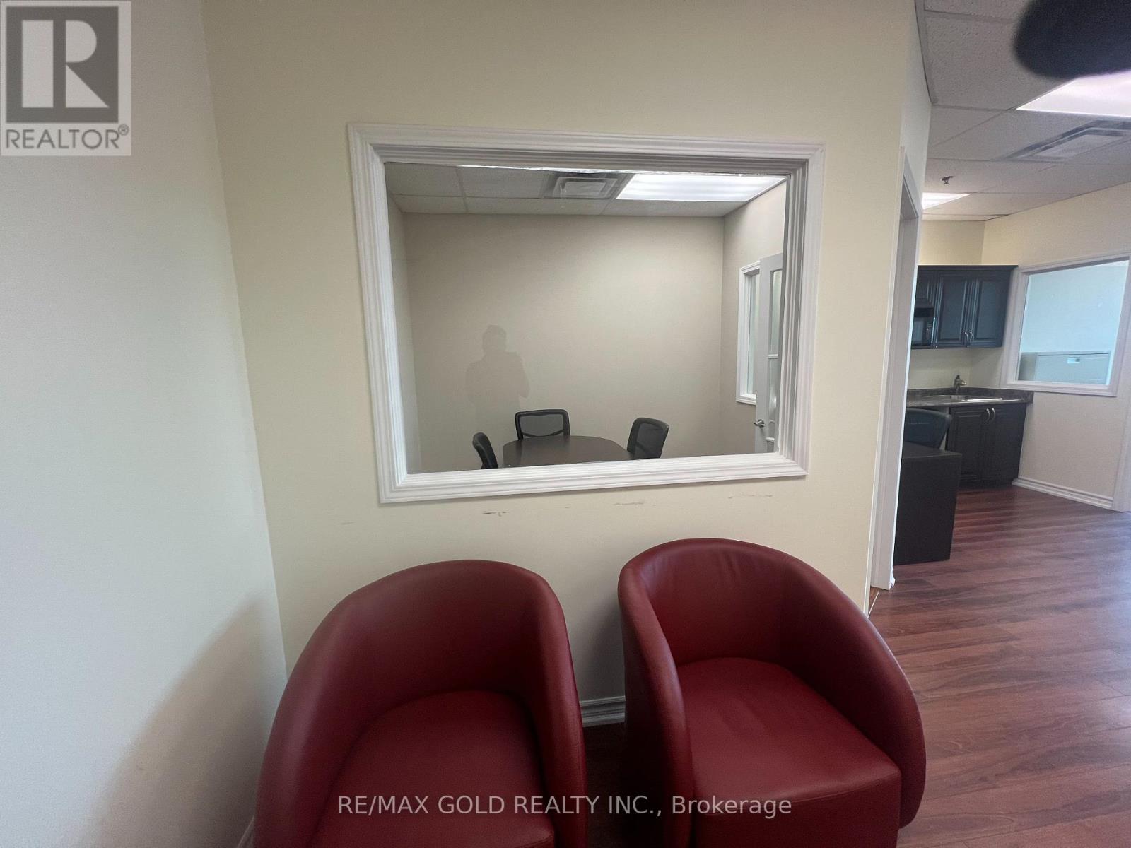 214a - 2970 Drew Road N, Mississauga, Ontario  L4T 0A6 - Photo 3 - W13835586