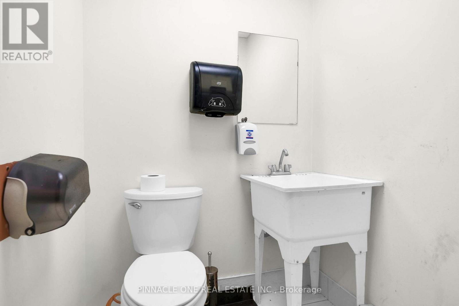 2 - 611 Hespeler Road, Cambridge, Ontario  N1R 6J3 - Photo 38 - X13835592