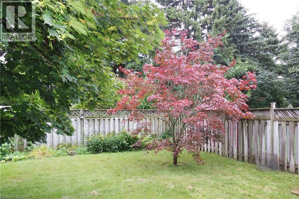 219 Foxhunt Road, Waterloo, Ontario  N2K 2R8 - Photo 33 - 40867098