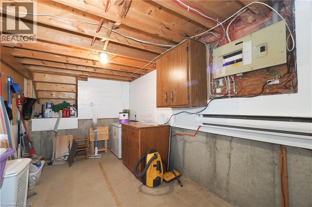 219 Foxhunt Road, Waterloo, Ontario  N2K 2R8 - Photo 35 - 40867098