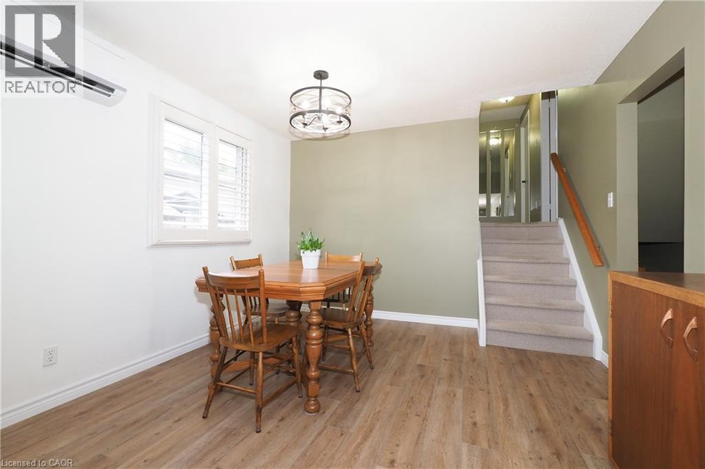 219 Foxhunt Road, Waterloo, Ontario  N2K 2R8 - Photo 7 - 40867098