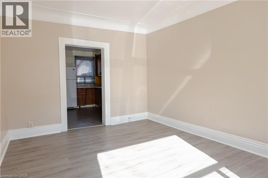 111 West Avenue N, Hamilton, Ontario  L8L 5C4 - Photo 5 - 40866970