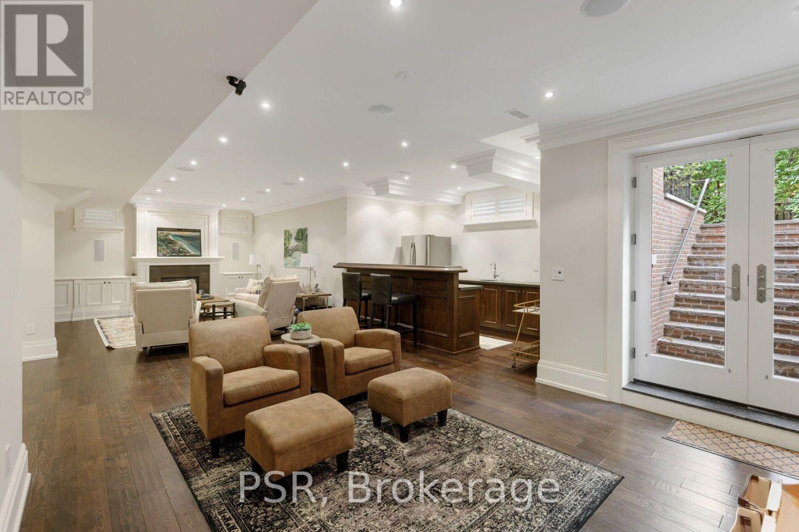 94 Munro Boulevard, Toronto, Ontario  M2P 1C4 - Photo 37 - C13835204