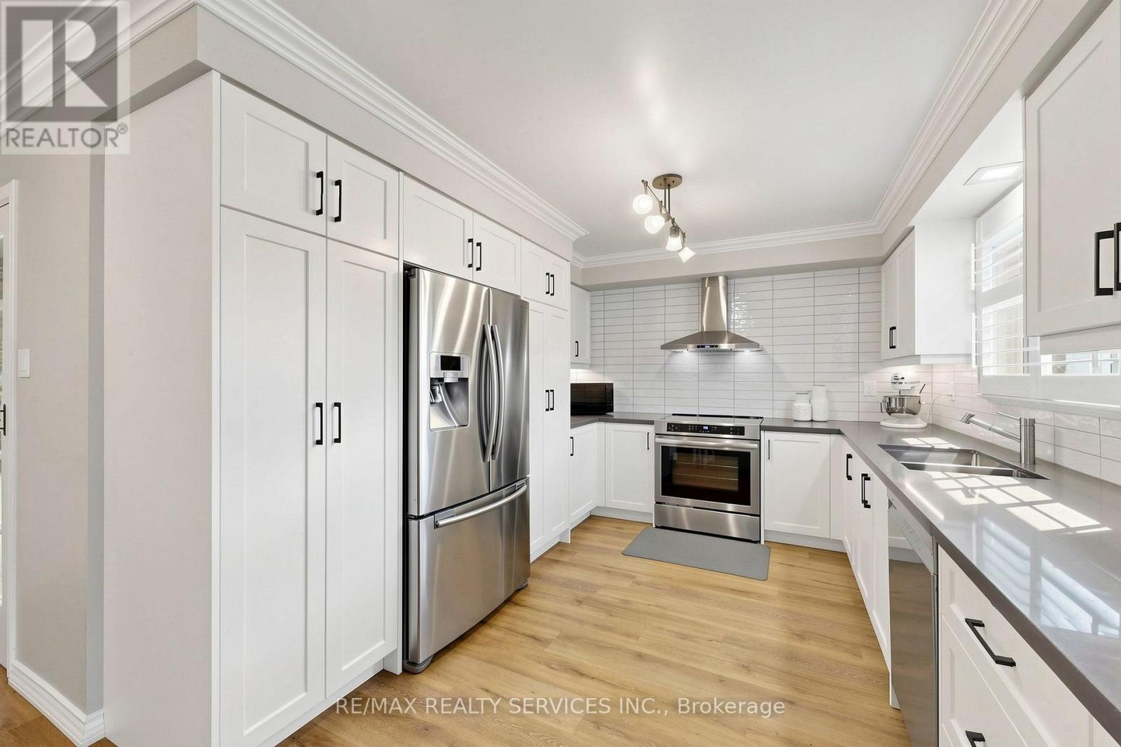 35 Linden Crescent, Brampton, Ontario  L6S 4G1 - Photo 19 - W13823778