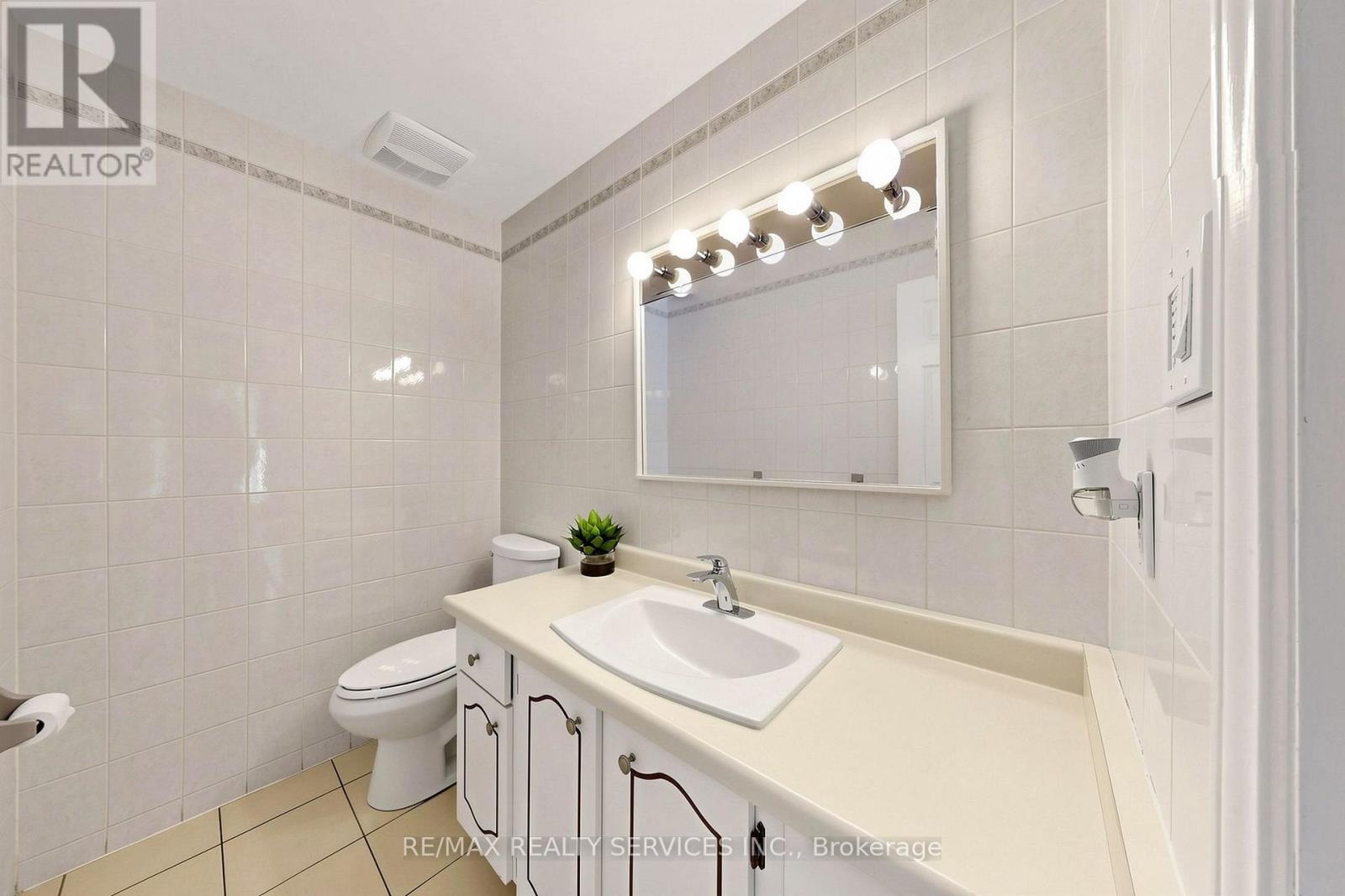 35 Linden Crescent, Brampton, Ontario  L6S 4G1 - Photo 26 - W13823778