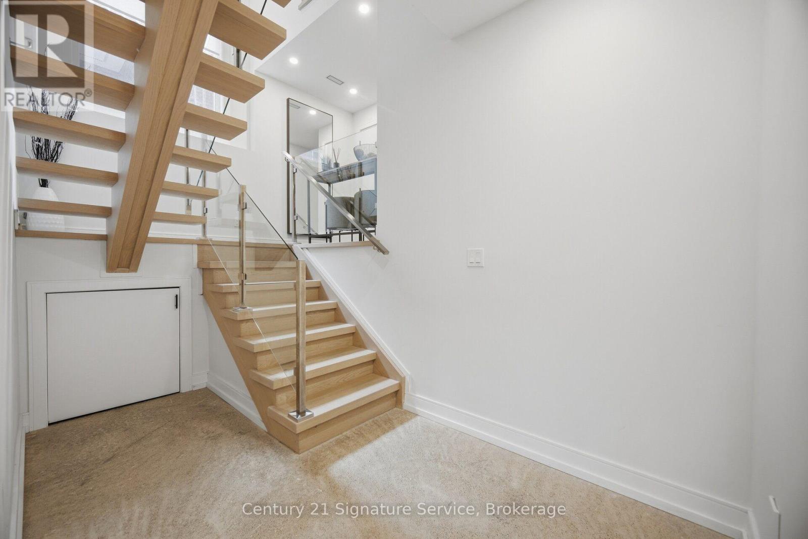 273c Ranee Avenue, Toronto, Ontario  M6A 1N7 - Photo 42 - W13834076
