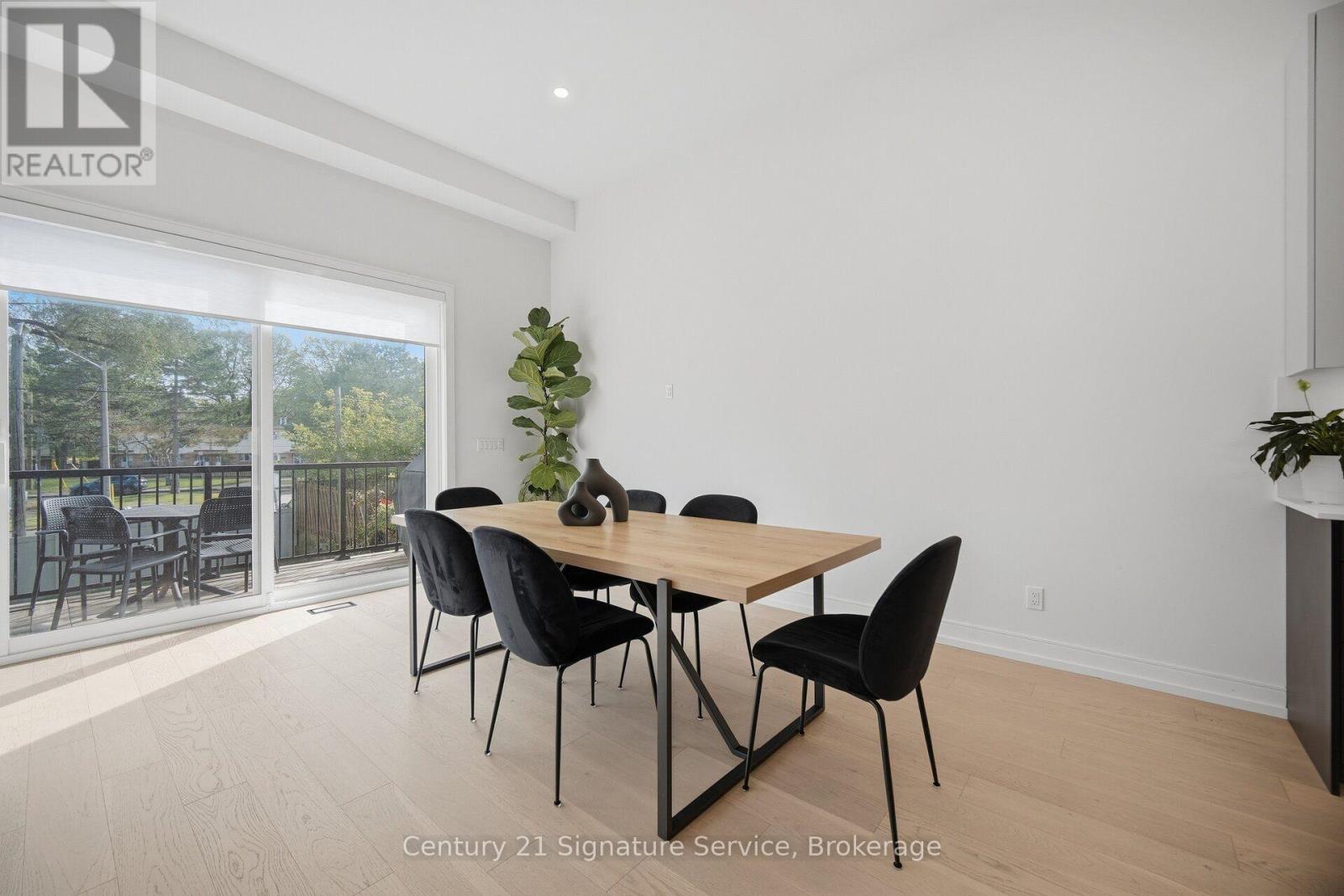 273c Ranee Avenue, Toronto, Ontario  M6A 1N7 - Photo 18 - W13834076