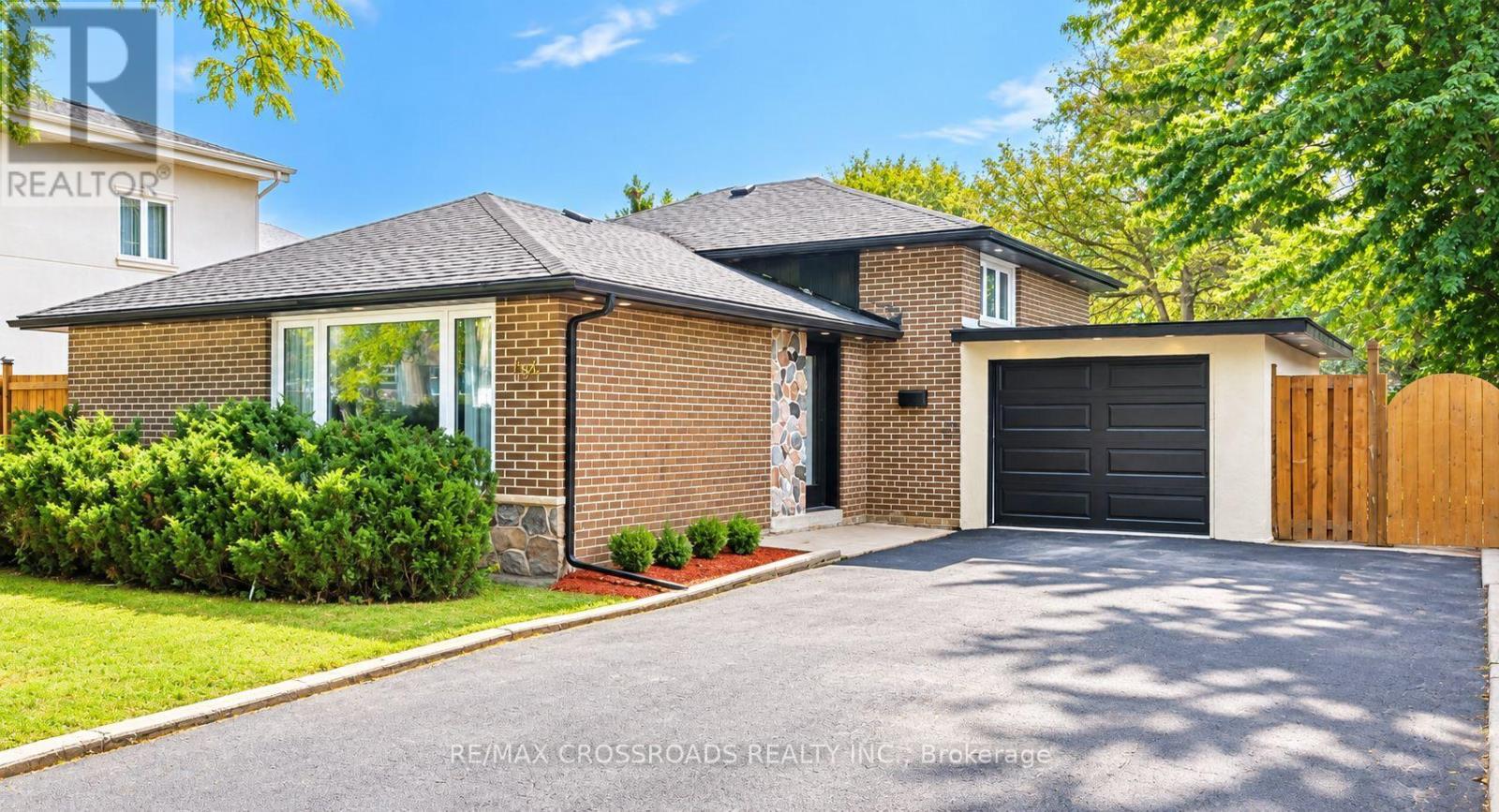 184 LAVEROCK AVENUE, Richmond Hill, Ontario