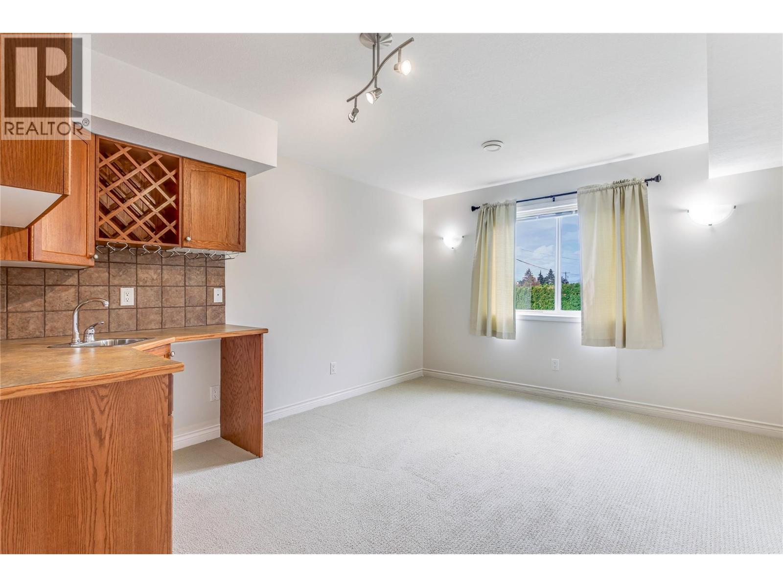 171 Surel Court, Kelowna, British Columbia  V1X 7Y3 - Photo 27 - 10402046