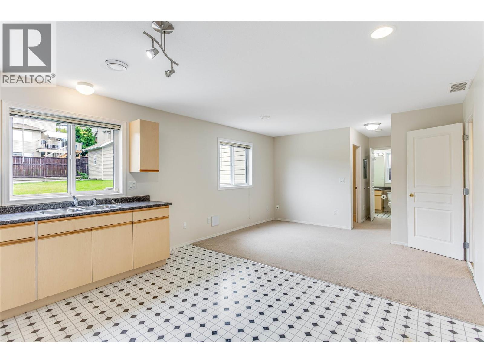 171 Surel Court, Kelowna, British Columbia  V1X 7Y3 - Photo 32 - 10402046