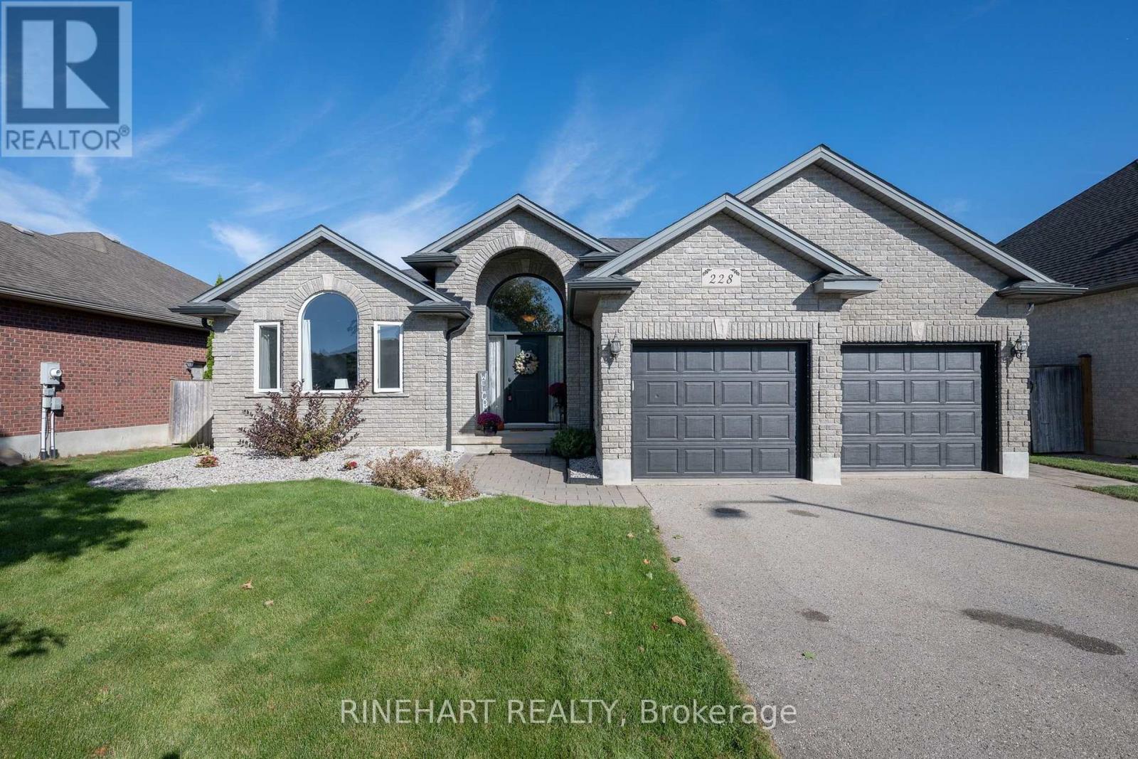 228 BOYD BOULEVARD, Zorra, Ontario