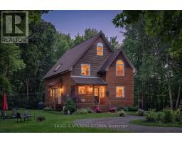 101 LONGFORD LANE, Ottawa, Ontario