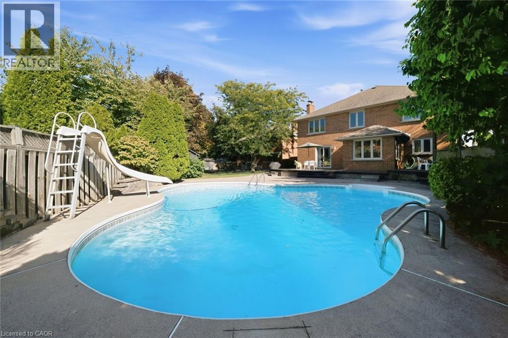 5282 Giacco Court, Mississauga, Ontario  L5M 3T1 - Photo 39 - 40865784