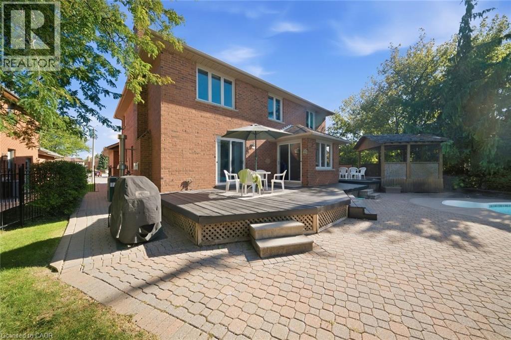5282 Giacco Court, Mississauga, Ontario  L5M 3T1 - Photo 33 - 40865784