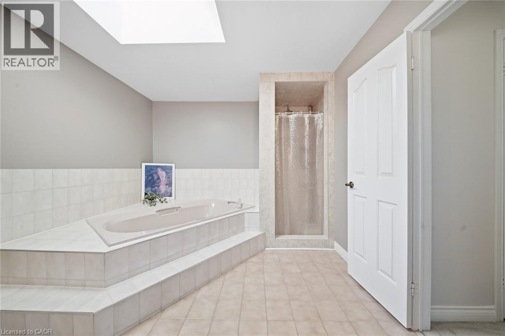 5282 Giacco Court, Mississauga, Ontario  L5M 3T1 - Photo 25 - 40865784