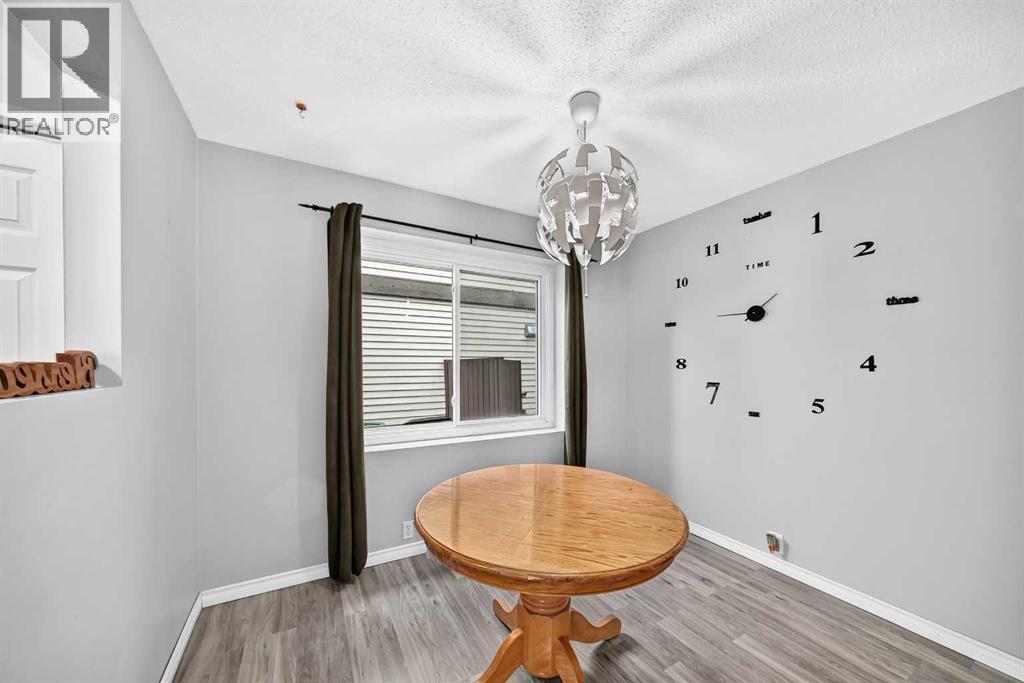 320 Abinger Crescent Ne, Calgary, Alberta  T2A 6L3 - Photo 10 - A2345691