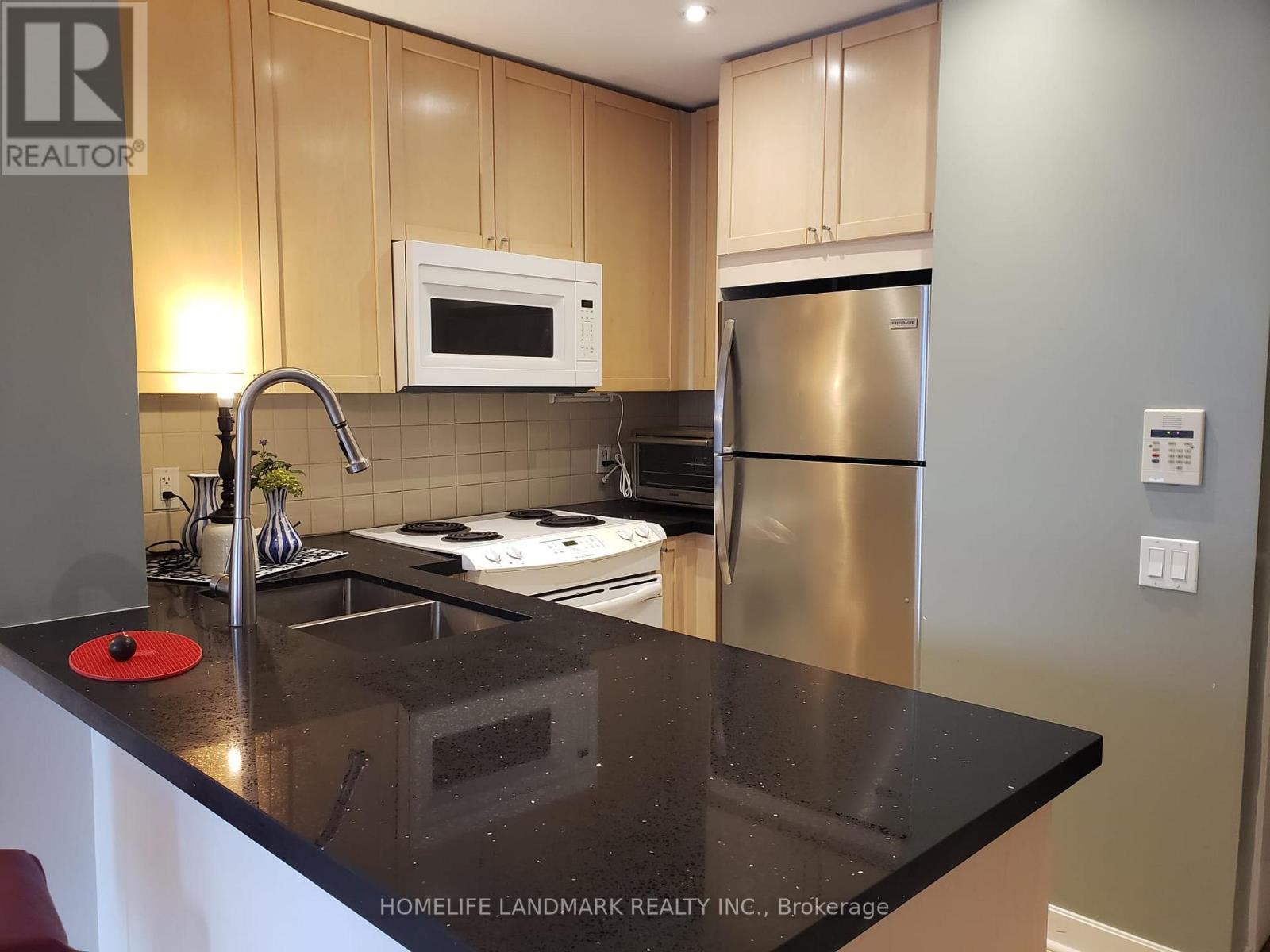 1203 - 85 Bloor Street E, Toronto, Ontario  M4W 3Y1 - Photo 24 - C13835722