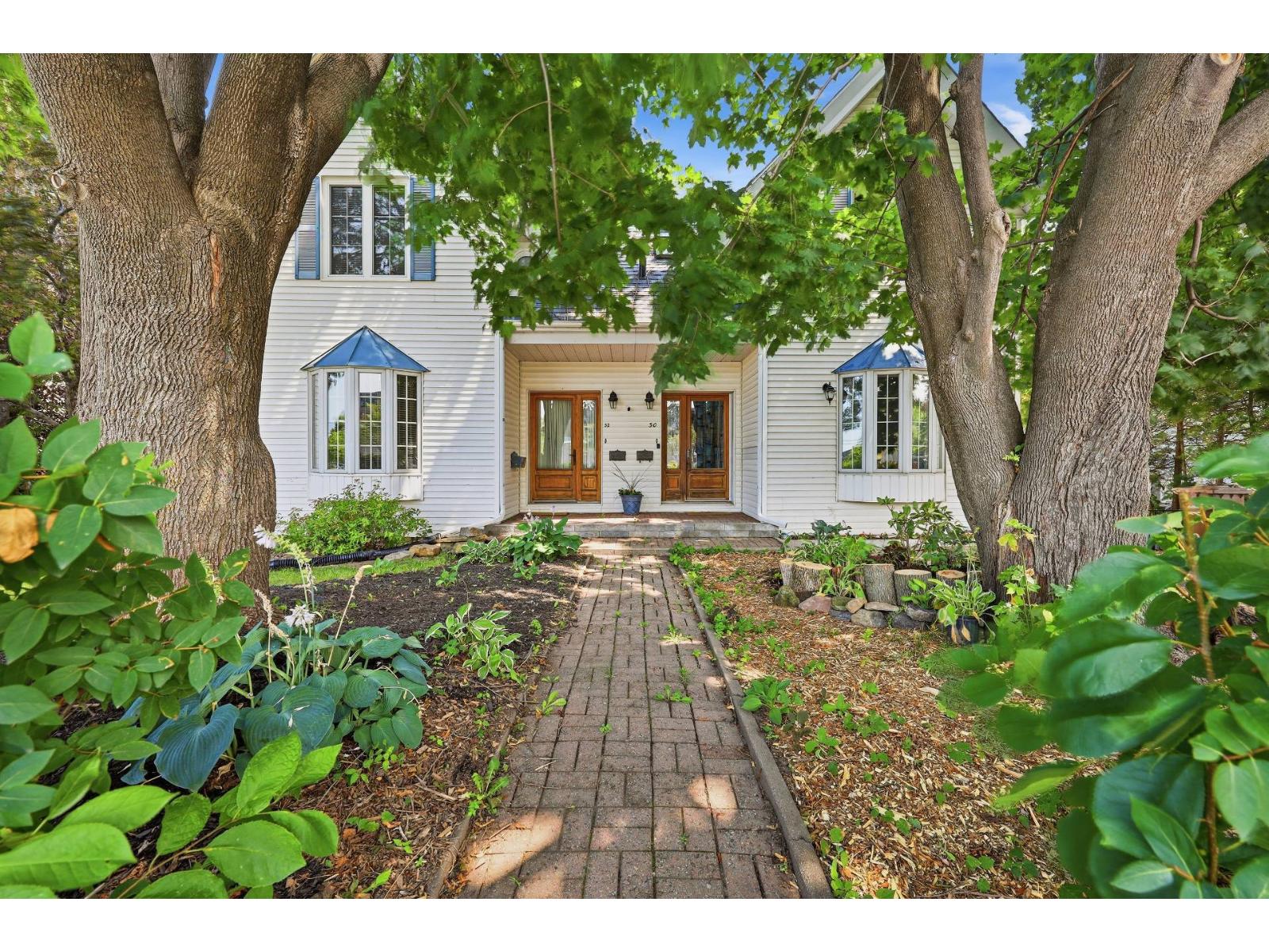 32 Rue Maden Salaberry-de-Valleyfield Quebec Canada J6S3V2 4