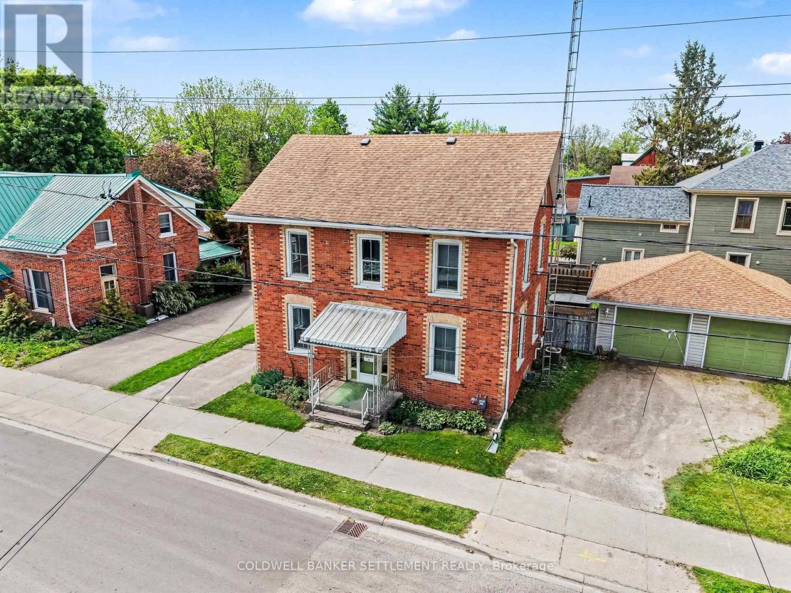 56 Drummond Street E, Perth, Ontario