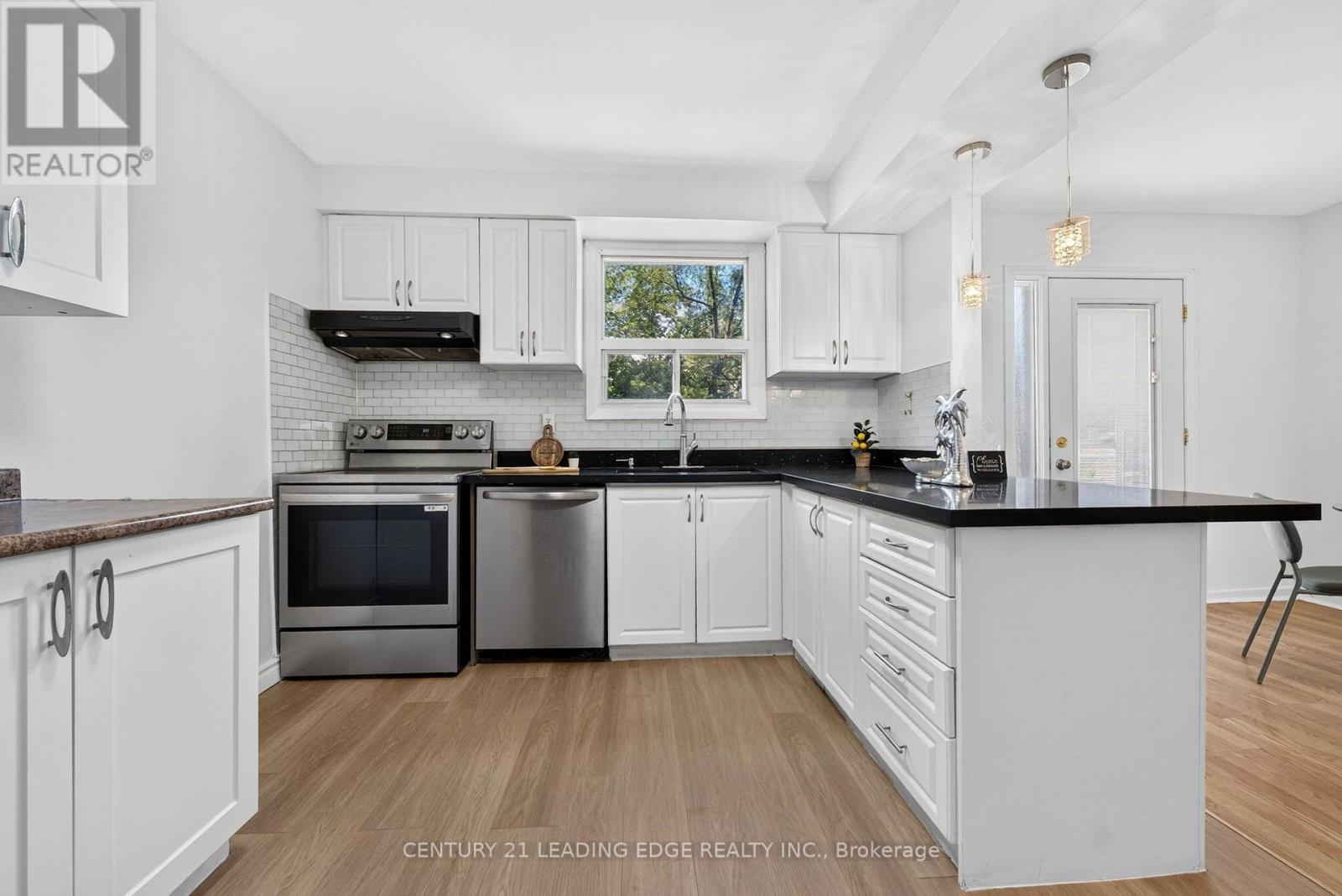 78 South Edgely Avenue, Toronto, Ontario  M1N 3L1 - Photo 14 - E13835680