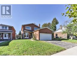 34 CRAKETTS AVENUE, Toronto, Ontario