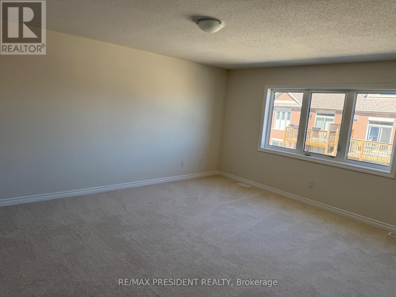 71 Lawrence D. Pridham Avenue, New Tecumseth, Ontario  L9R 0X4 - Photo 9 - N13835760