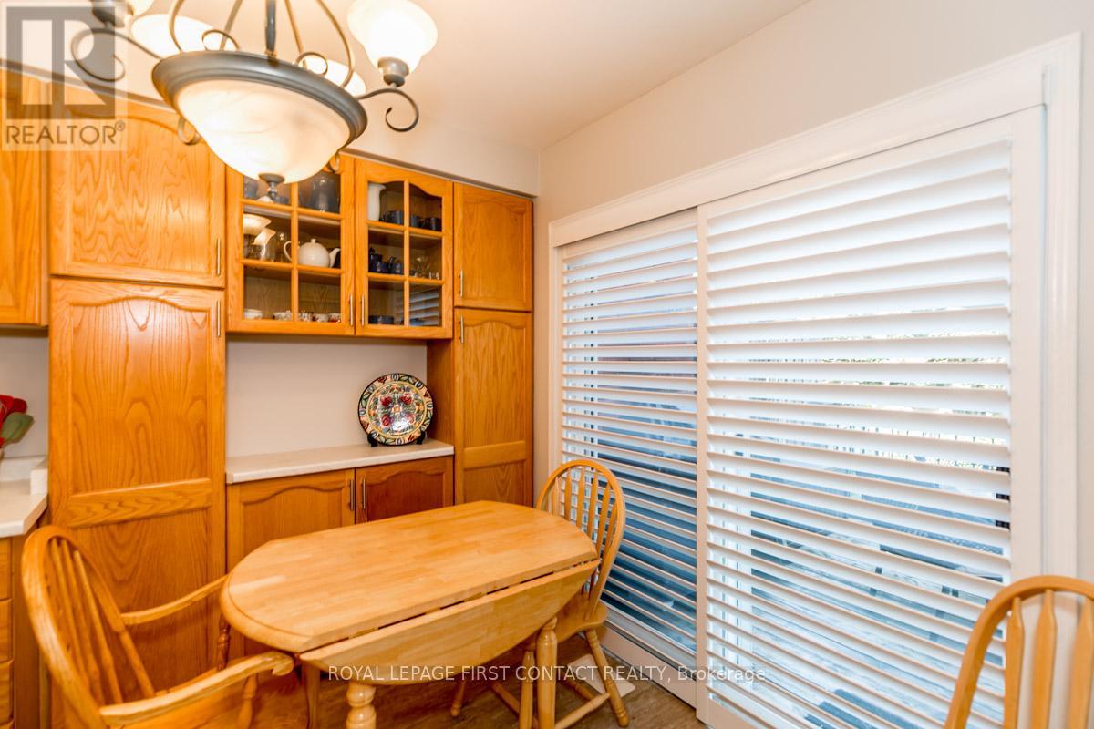 5 Kelly Place, Barrie (Allandale), Ontario  L4N 8N2 - Photo 13 - S13835674