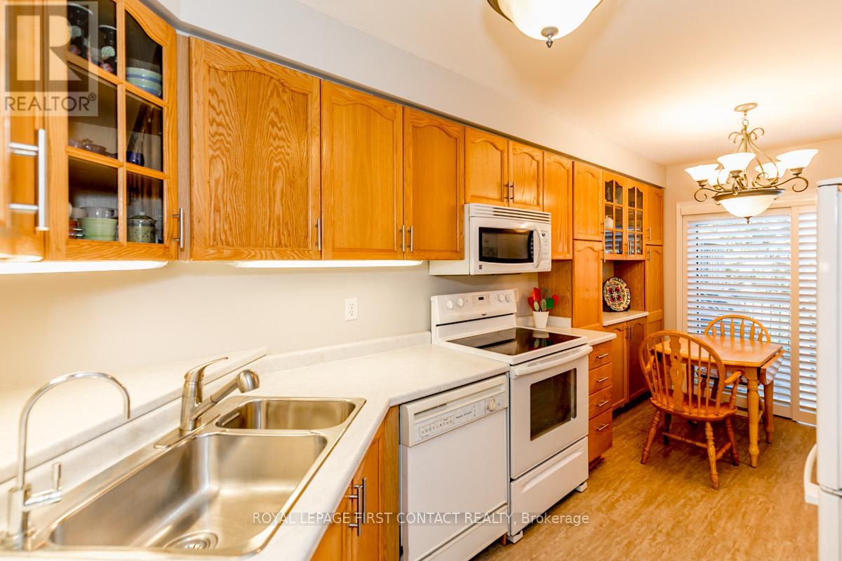 5 Kelly Place, Barrie (Allandale), Ontario  L4N 8N2 - Photo 17 - S13835674