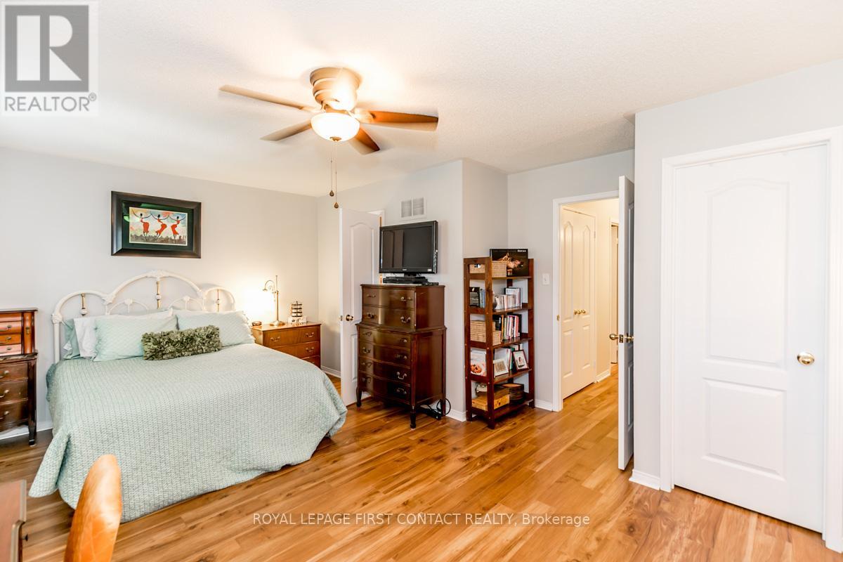 5 Kelly Place, Barrie (Allandale), Ontario  L4N 8N2 - Photo 24 - S13835674