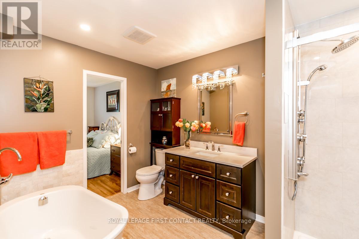 5 Kelly Place, Barrie (Allandale), Ontario  L4N 8N2 - Photo 27 - S13835674