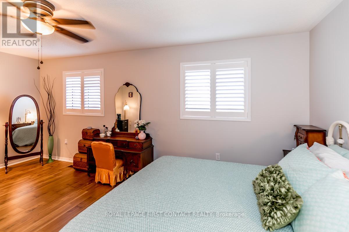 5 Kelly Place, Barrie (Allandale), Ontario  L4N 8N2 - Photo 29 - S13835674