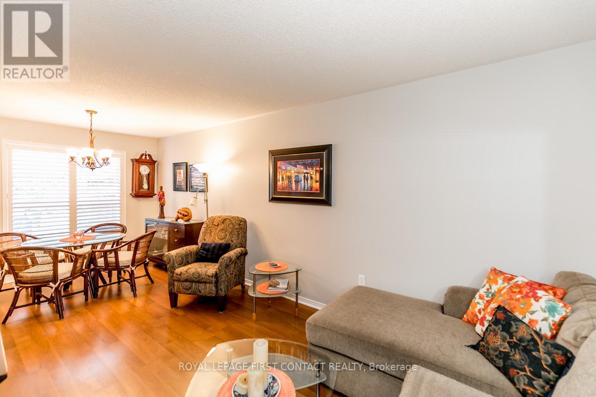 5 Kelly Place, Barrie (Allandale), Ontario  L4N 8N2 - Photo 7 - S13835674