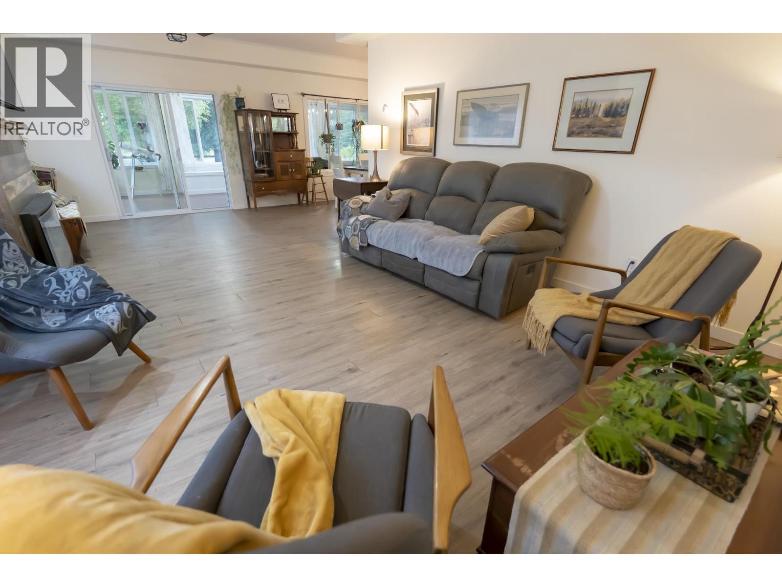 11698 Dickinson Loop, Fort St. James, British Columbia  V0J 1P0 - Photo 11 - R3169327