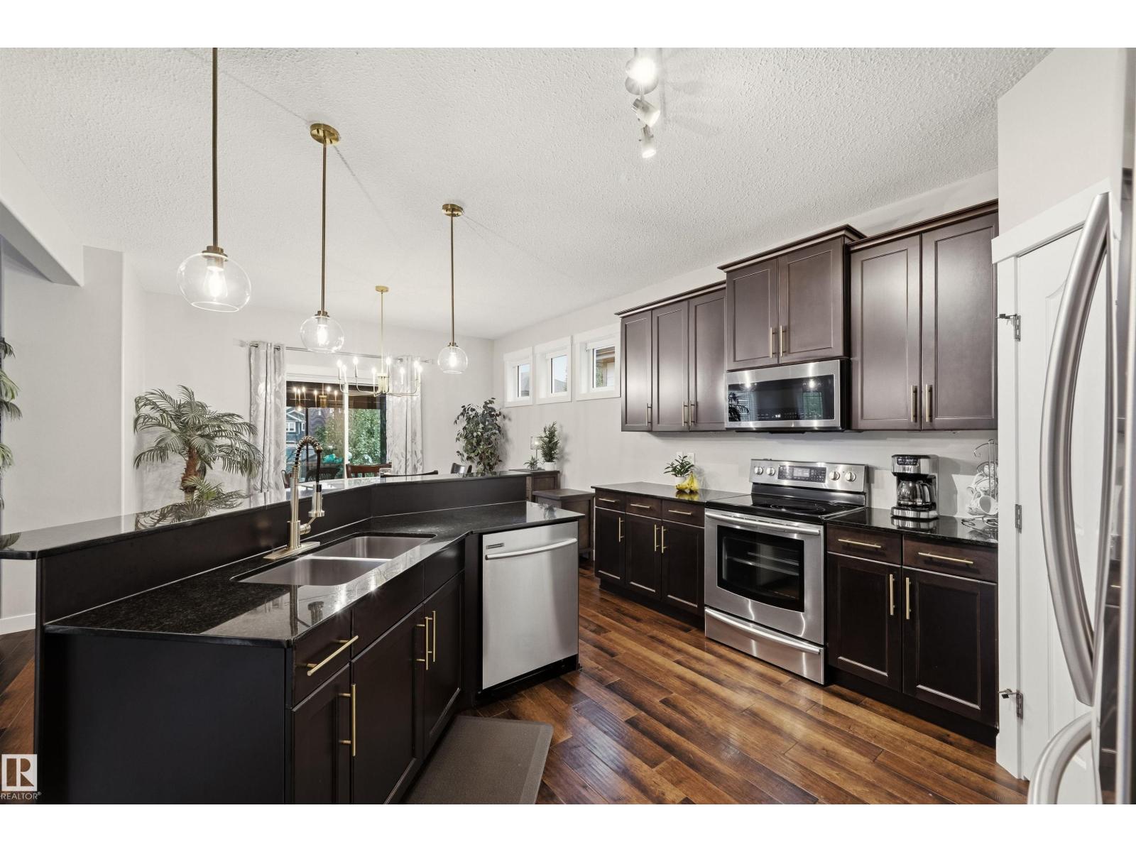 1457 Wates Li Sw, Edmonton, Alberta  T6W 0V1 - Photo 8 - E4506963