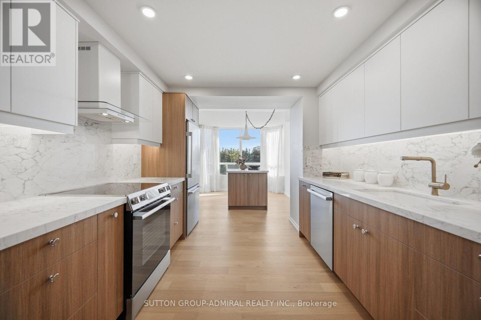411 - 1 Aberfoyle Crescent, Toronto, Ontario  M8X 2X8 - Photo 5 - W13835656