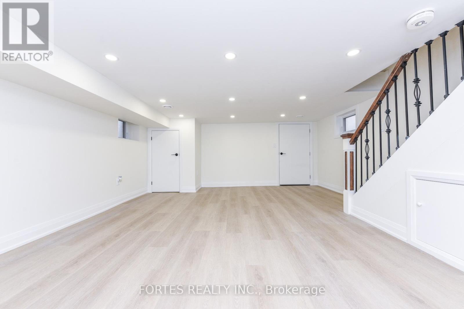 285 Gilbert Avenue, Toronto, Ontario  M6E 4W8 - Photo 28 - W13835704