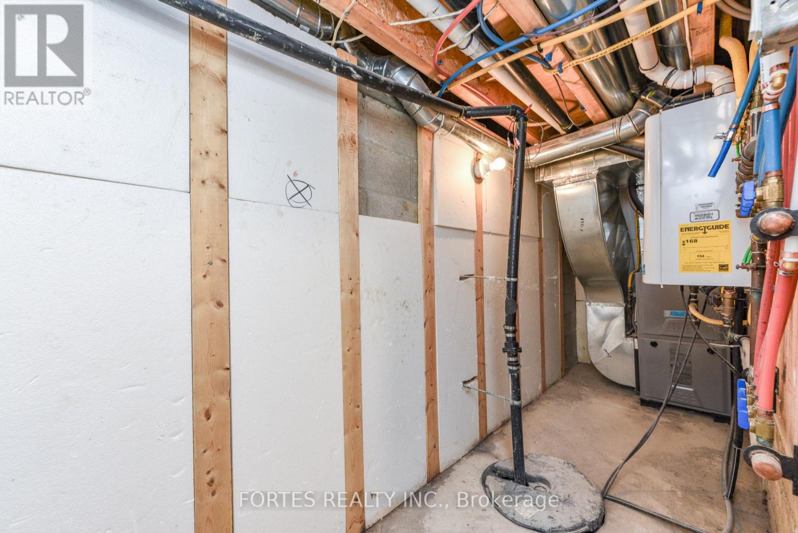 285 Gilbert Avenue, Toronto, Ontario  M6E 4W8 - Photo 36 - W13835704