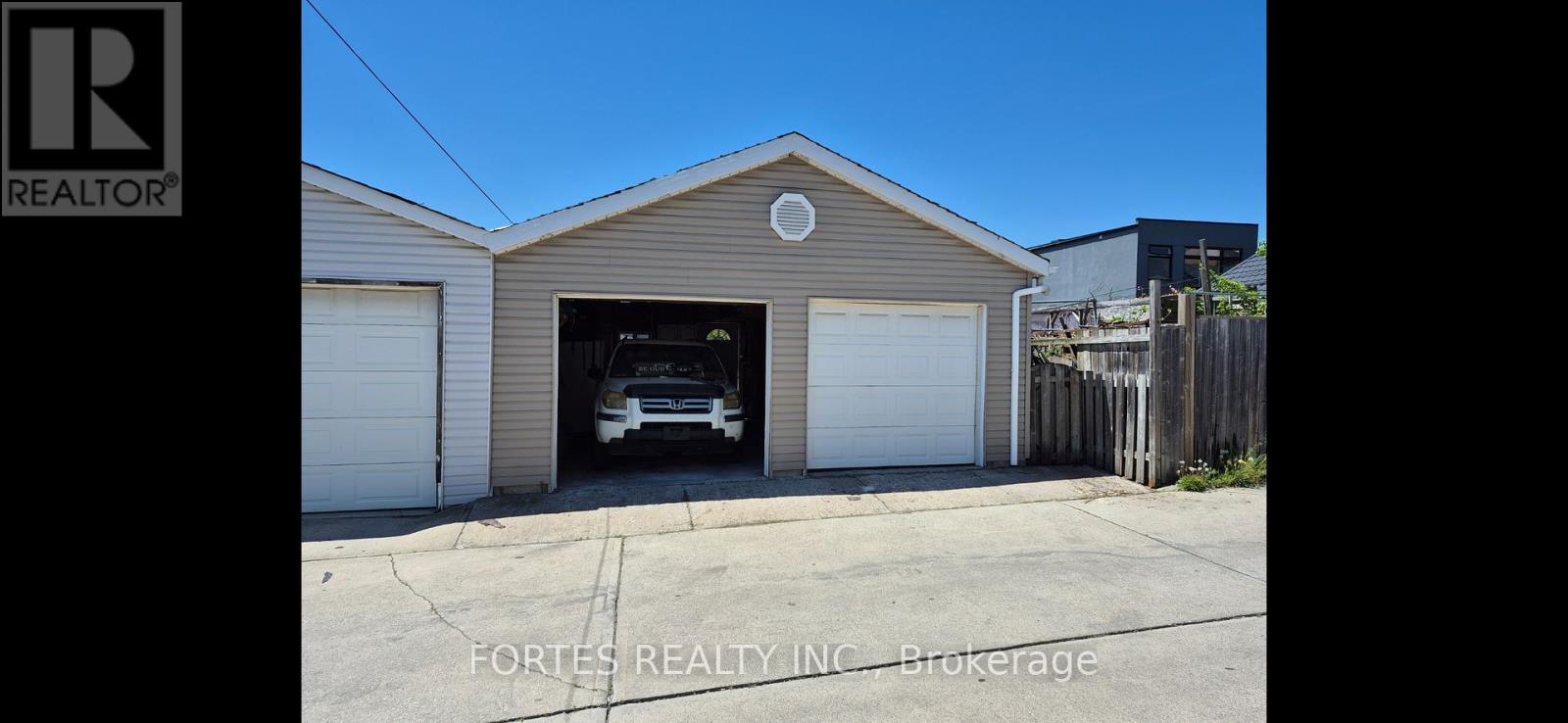 285 Gilbert Avenue, Toronto, Ontario  M6E 4W8 - Photo 41 - W13835704
